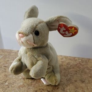 Beanie Baby "Nibbly" the Rabbit